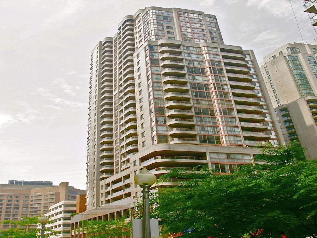 Canada Suites On Bay, Established 1998 Toronto Luaran gambar