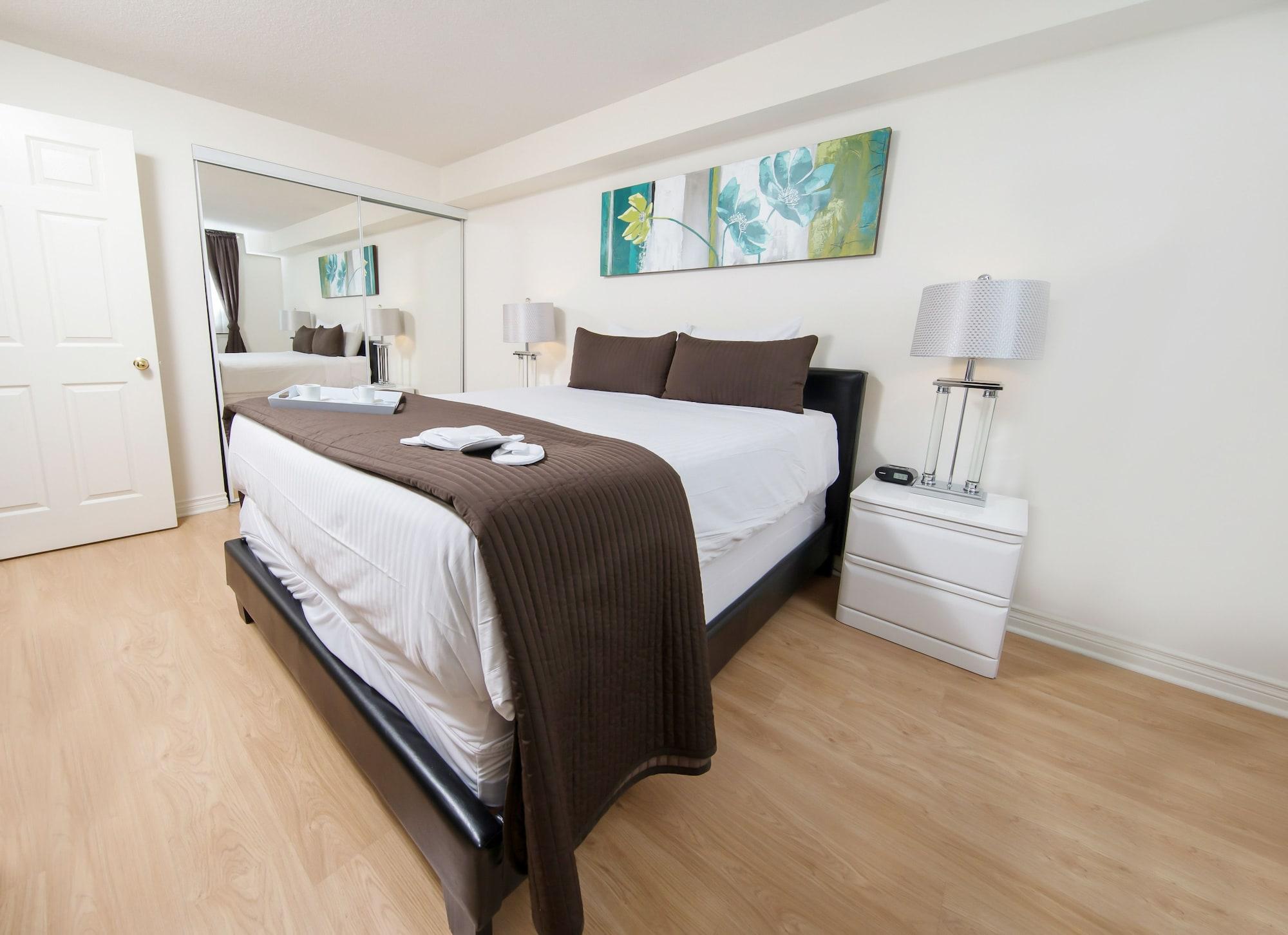 Canada Suites On Bay, Established 1998 Toronto Luaran gambar