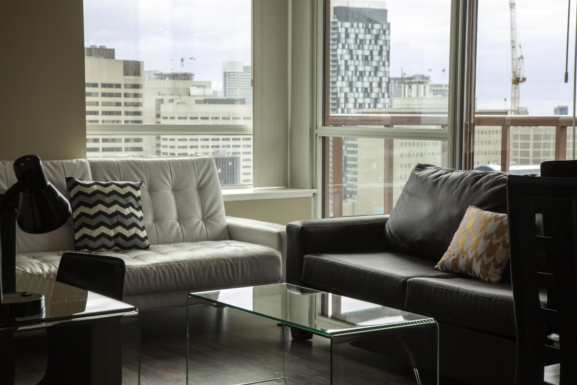 Canada Suites On Bay, Established 1998 Toronto Luaran gambar