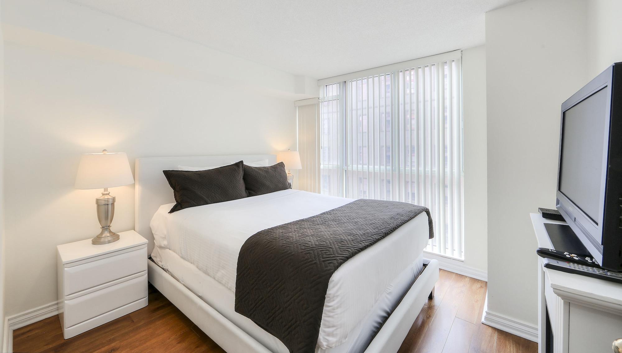 Canada Suites On Bay, Established 1998 Toronto Luaran gambar