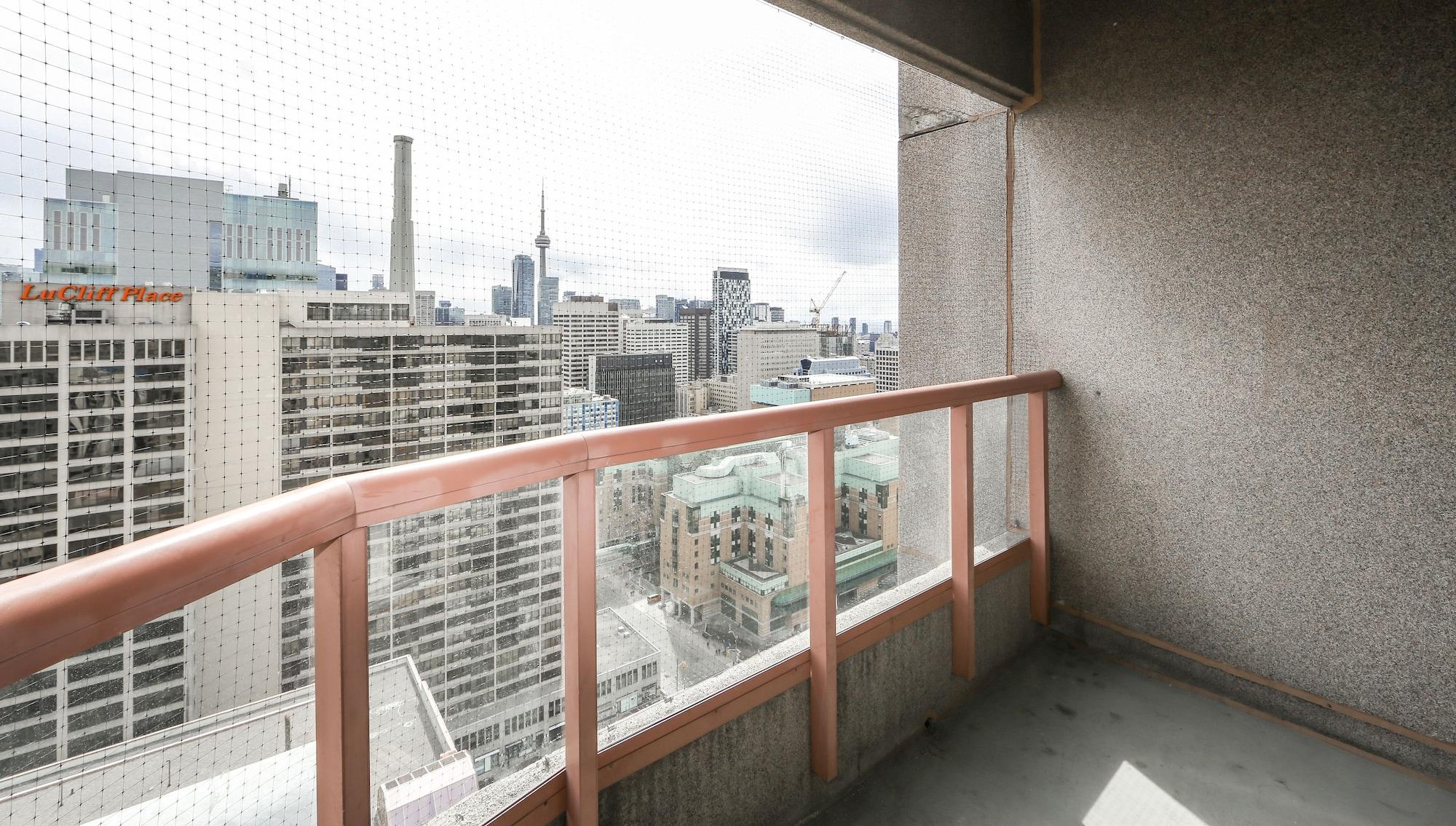 Canada Suites On Bay, Established 1998 Toronto Luaran gambar