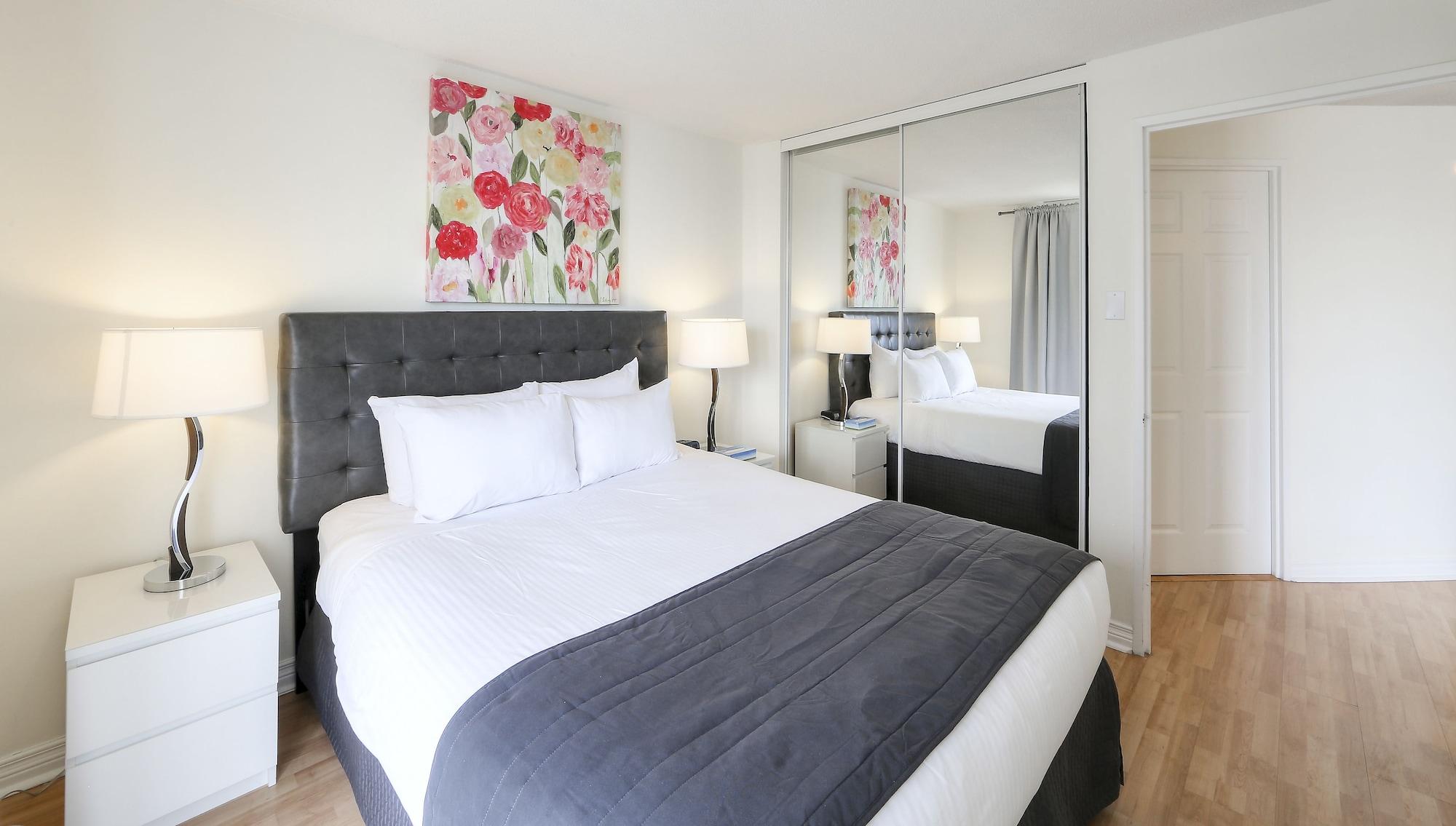 Canada Suites On Bay, Established 1998 Toronto Luaran gambar