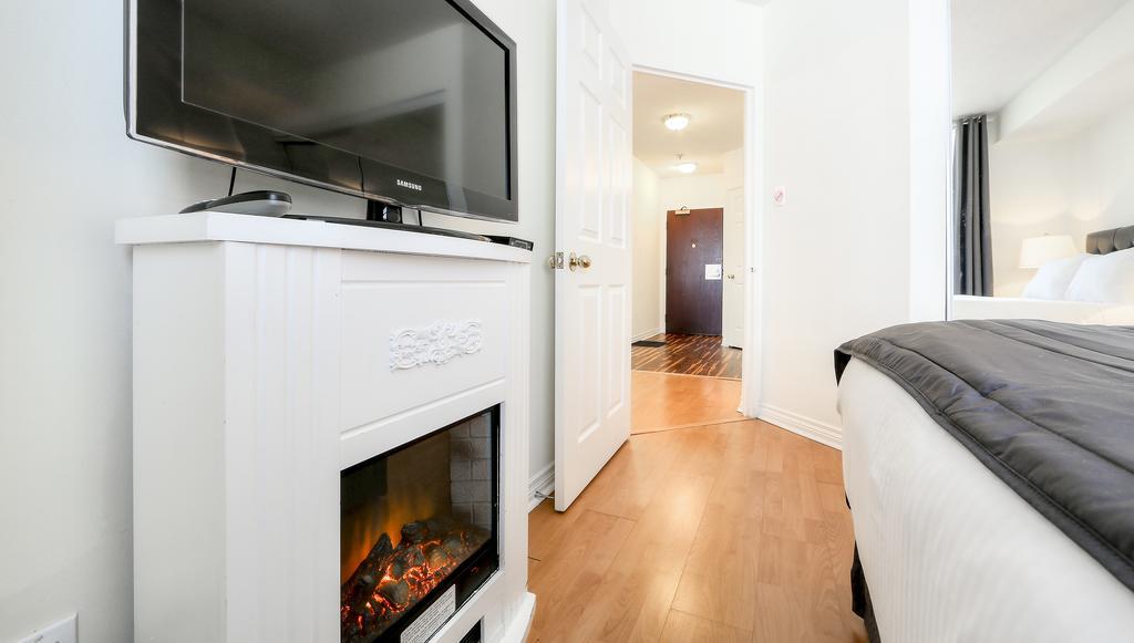 Canada Suites On Bay, Established 1998 Toronto Luaran gambar