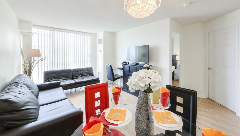 Canada Suites On Bay, Established 1998 Toronto Luaran gambar